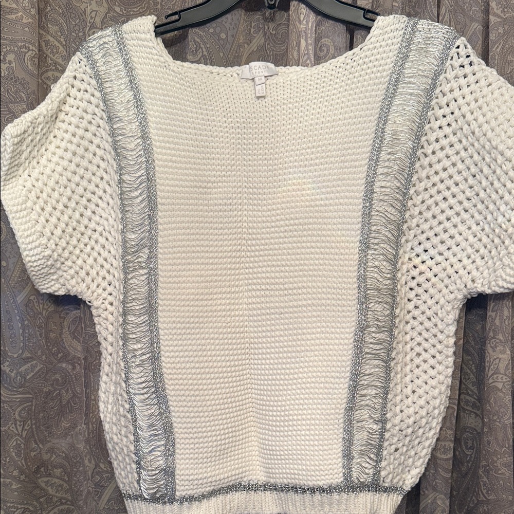 Escada White and Gray Crew Neck Sweater